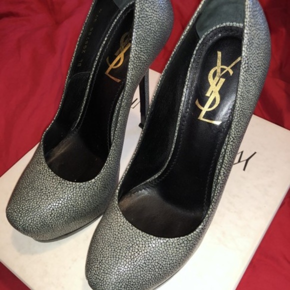 Saint Laurent Grey Tribute Two Pumps - Picture 7 of 7